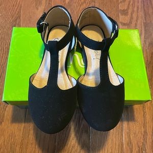 Black Toddler Dress Shoes, size 7 by Y Not